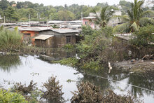 過去25年で最悪のスリランカ洪水、被災地支援へ